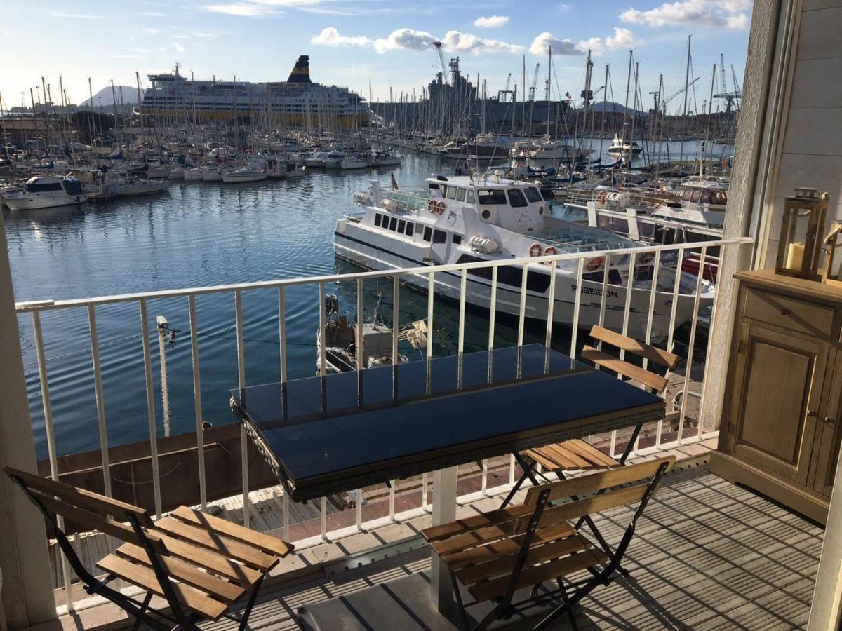Marinca Du Port De Toulon Lägenhet Exteriör bild