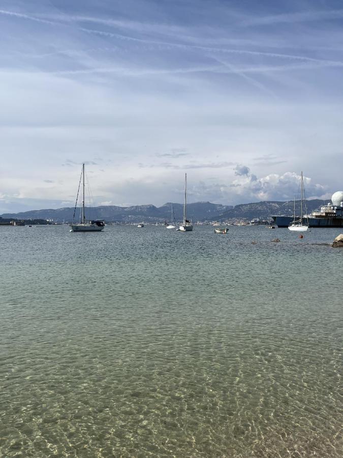Marinca Du Port De Toulon Lägenhet Exteriör bild